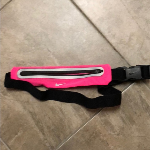 hot pink nike fanny pack